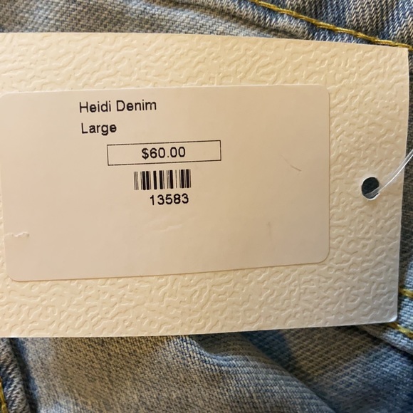 High waisted denim shorts - Picture 4 of 5